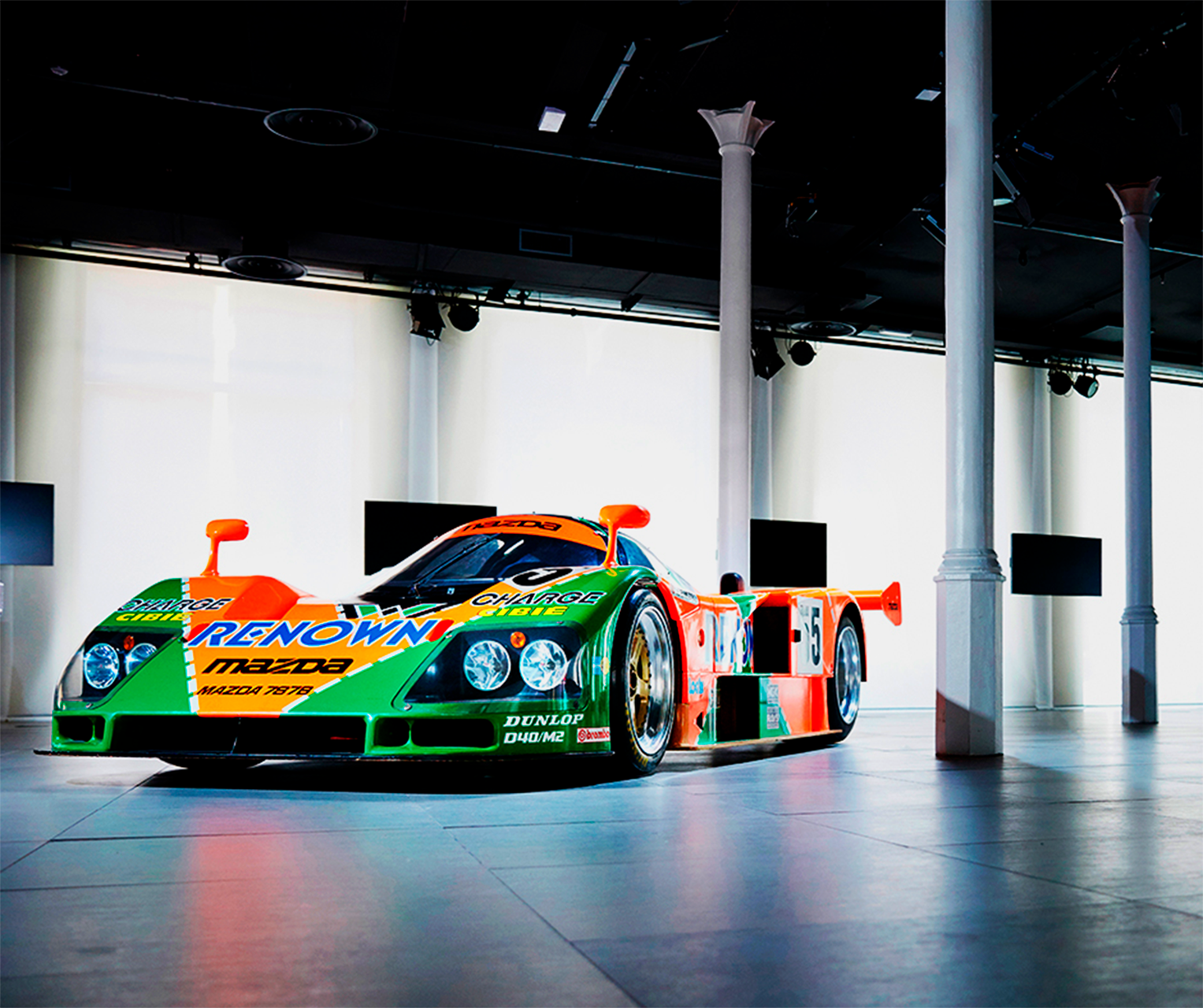 787B 2